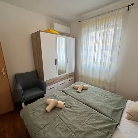 Apartamento Perissa